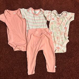 The Honest Company Pink and Floral Kids Matching Set
